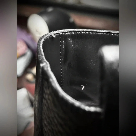 Everlane — The Boss Boot - Picture 6 of 8